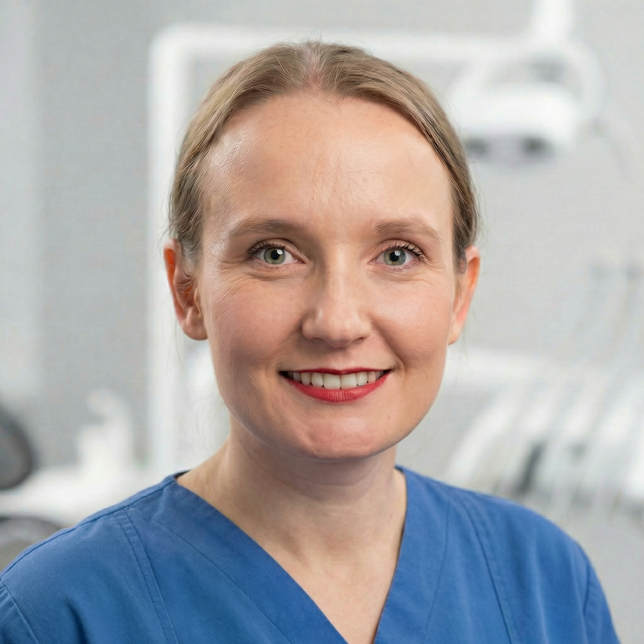 Lek. dent. Iza Maciejewska-Krupa